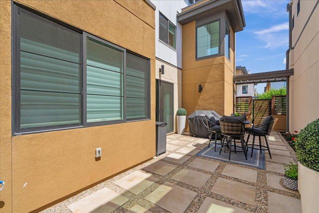 15040 Briggs Court, Los Gatos, CA 95032