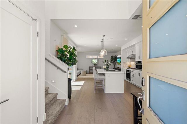 15040 Briggs Court, Los Gatos, CA 95032