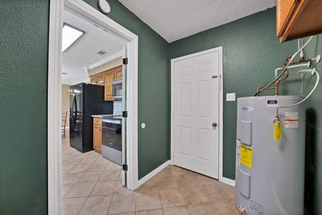 141 County Road 2211, Mineola, TX 75773