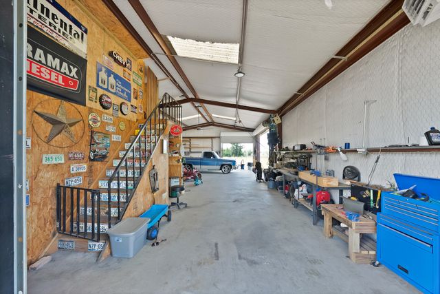 141 County Road 2211, Mineola, TX 75773