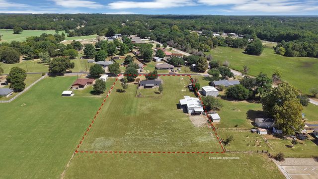 141 County Road 2211, Mineola, TX 75773