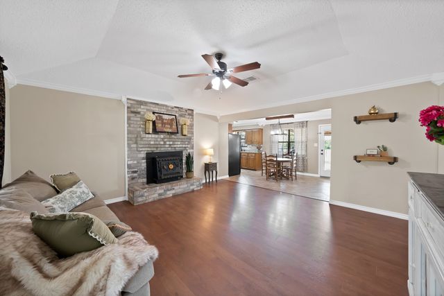 141 County Road 2211, Mineola, TX 75773