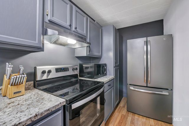 830 Filer Ave, Twin Falls, ID 83301