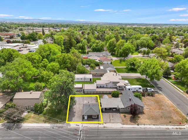 830 Filer Ave, Twin Falls, ID 83301