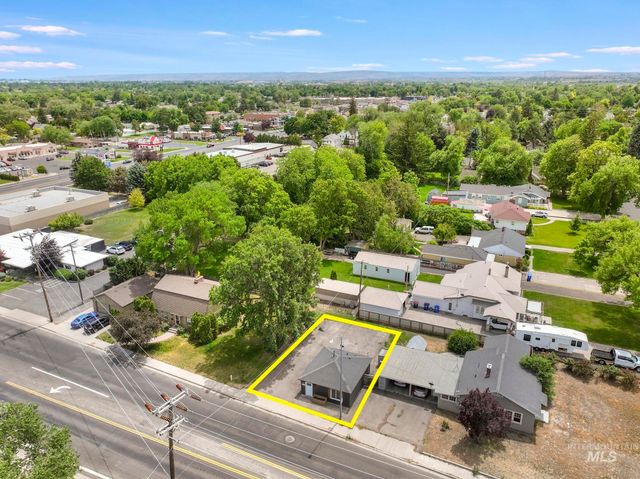 830 Filer Ave, Twin Falls, ID 83301