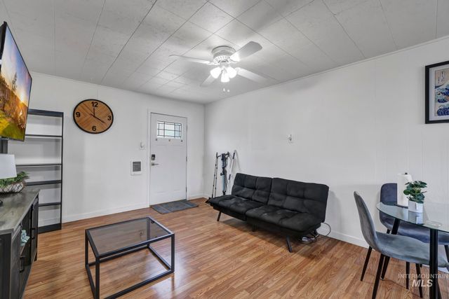 830 Filer Ave, Twin Falls, ID 83301