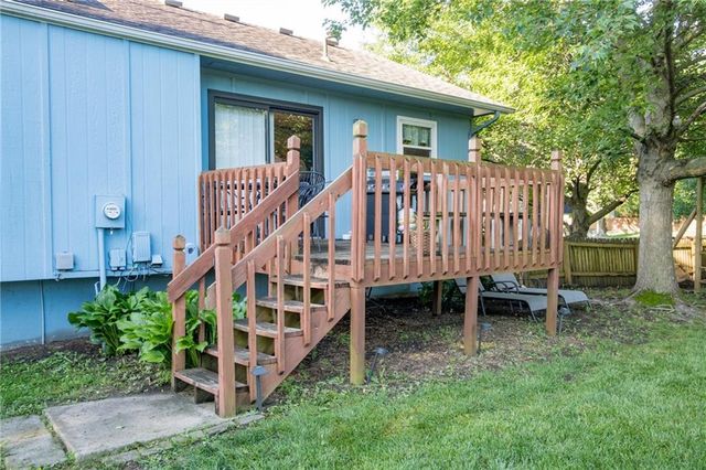 1306 HUNTINGTON Circle, Greenwood, MO 64034