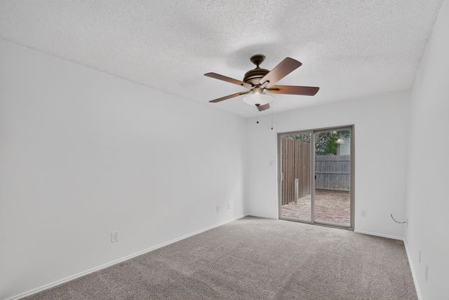 2039 Mallard Drive, Lewisville, TX 75077