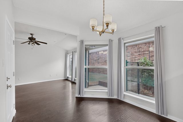 2039 Mallard Drive, Lewisville, TX 75077