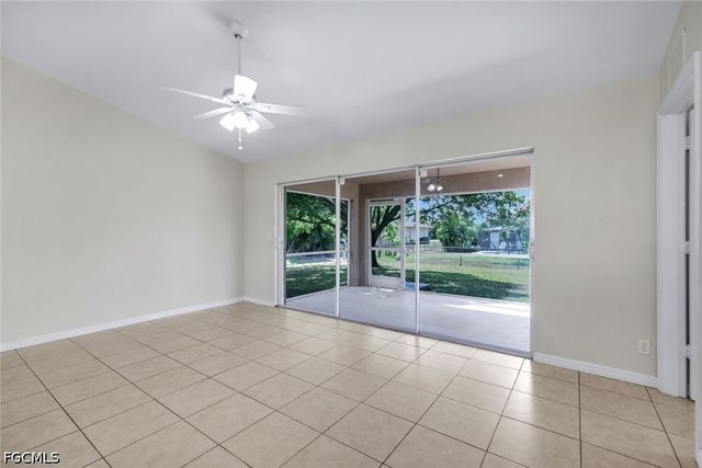 2010 NE 13th PL, Cape Coral, FL 33909
