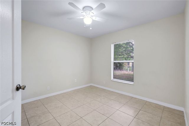 2010 NE 13th PL, Cape Coral, FL 33909