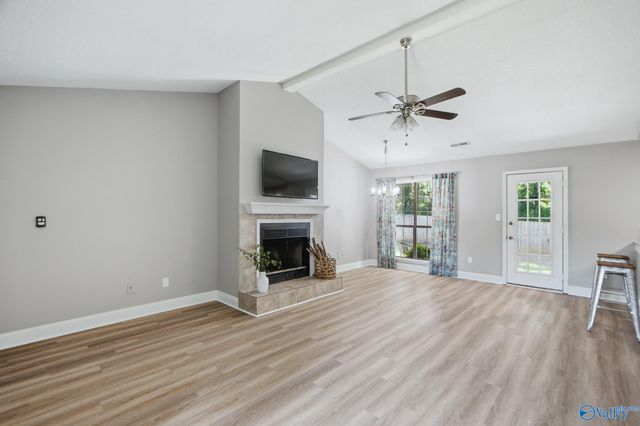723 Wynsom Drive SE, Huntsville, AL 35803