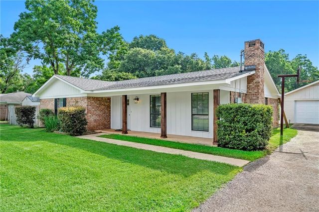 2779 Meadowview Drive, Mobile, AL 36695