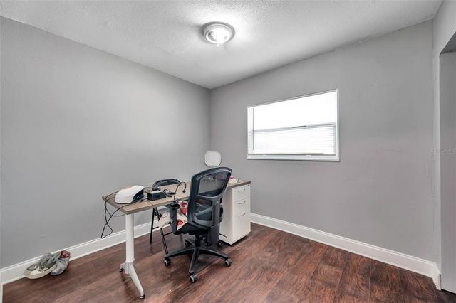 1318 E LOUISE AVENUE, Tampa, FL 33603