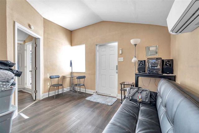 1318 E LOUISE AVENUE, Tampa, FL 33603