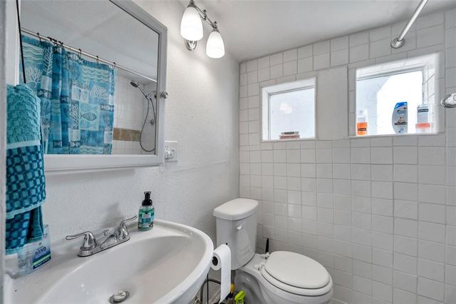 1318 E LOUISE AVENUE, Tampa, FL 33603