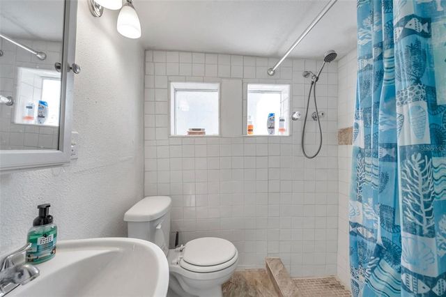 1318 E LOUISE AVENUE, Tampa, FL 33603