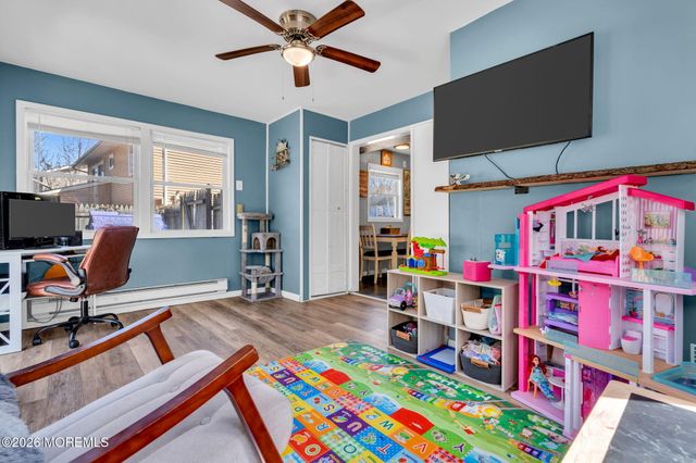 22 Longboat Avenue, Barnegat, NJ 08005
