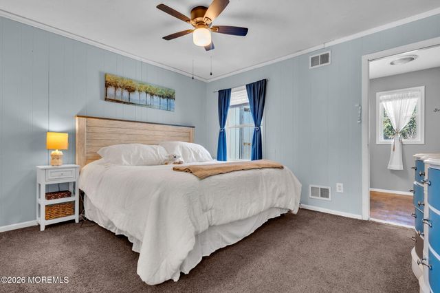 22 Longboat Avenue, Barnegat, NJ 08005