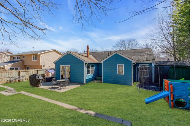 22 Longboat Avenue, Barnegat, NJ 08005