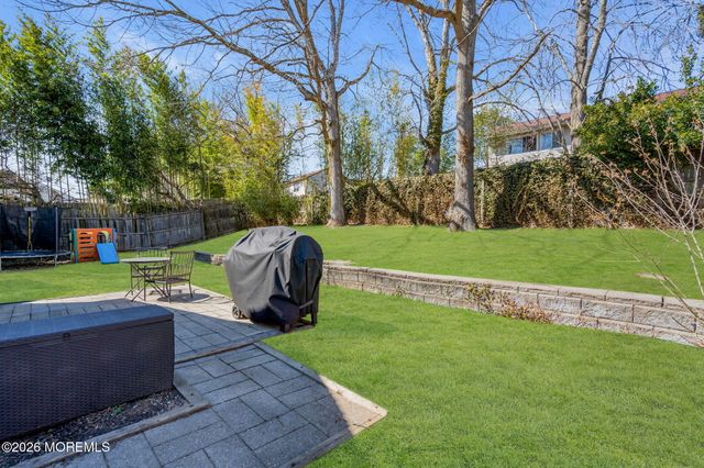 22 Longboat Avenue, Barnegat, NJ 08005