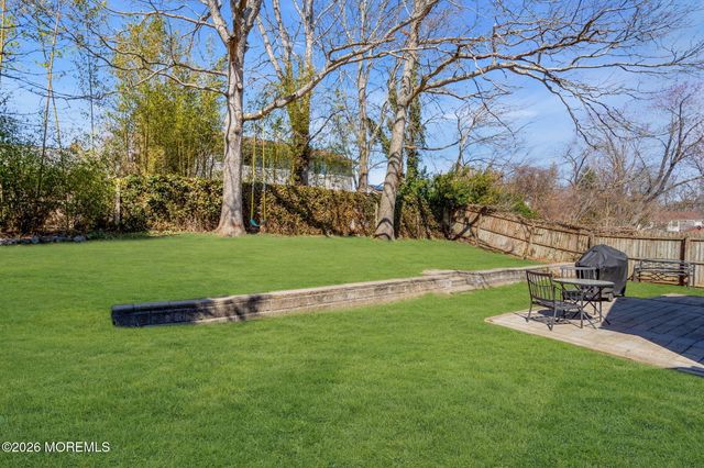 22 Longboat Avenue, Barnegat, NJ 08005