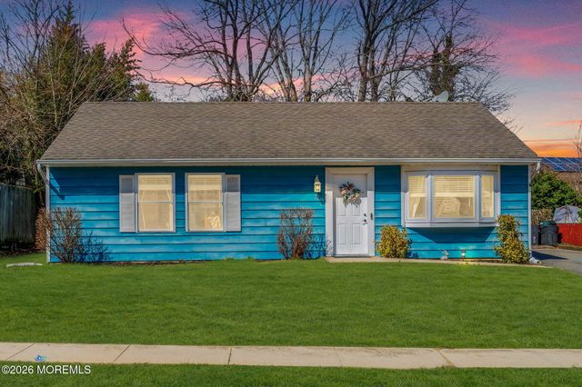 22 Longboat Avenue, Barnegat, NJ 08005