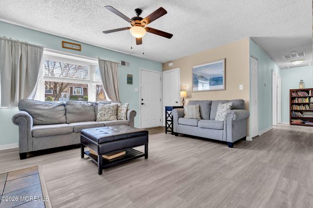 22 Longboat Avenue, Barnegat, NJ 08005