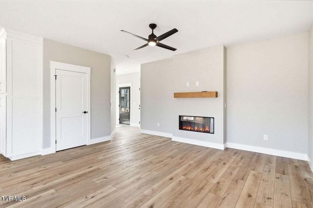 322 Monroe Drive, Bristol, TN 37620