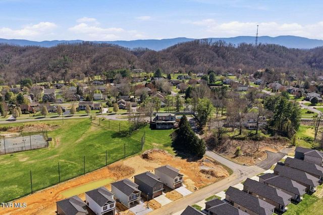 322 Monroe Drive, Bristol, TN 37620