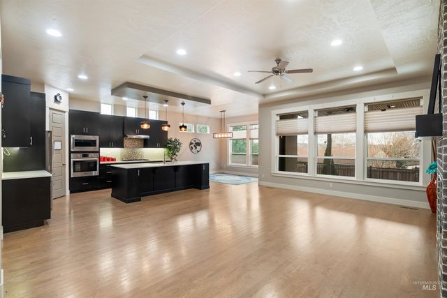 4775 S Spotted Horse Ave, Boise, ID 83716