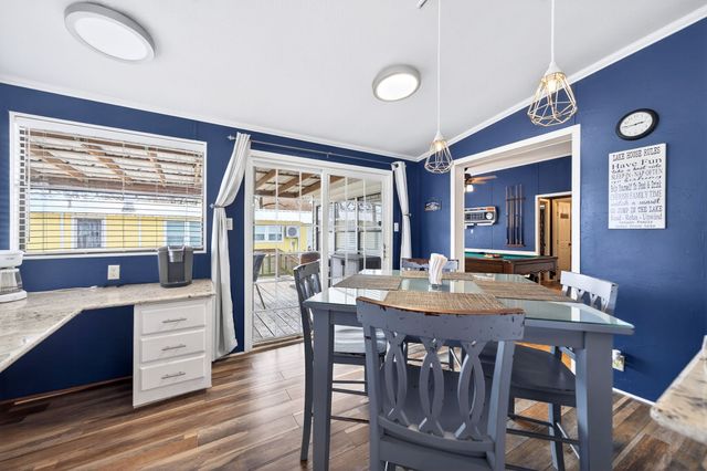 212 Sunray Street, Mabank, TX 75156