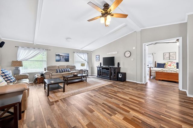 212 Sunray Street, Mabank, TX 75156