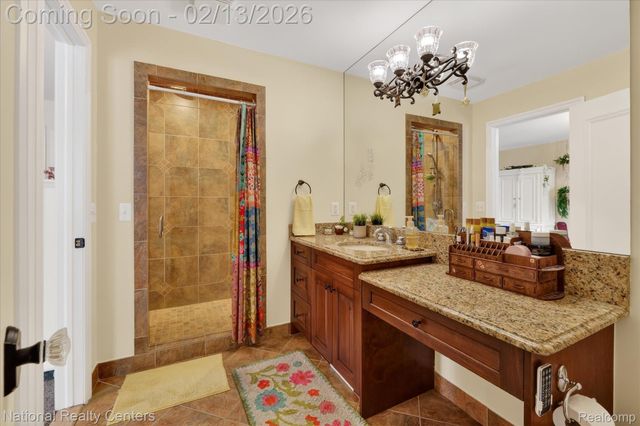 721 Elderberry Court N, Commerce Charter Township, MI 48390