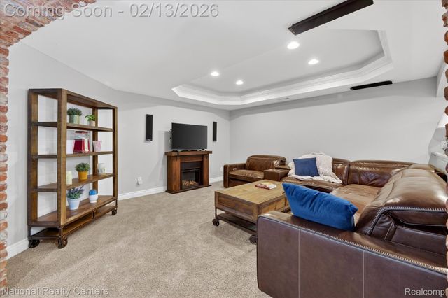 721 Elderberry Court N, Commerce Charter Township, MI 48390