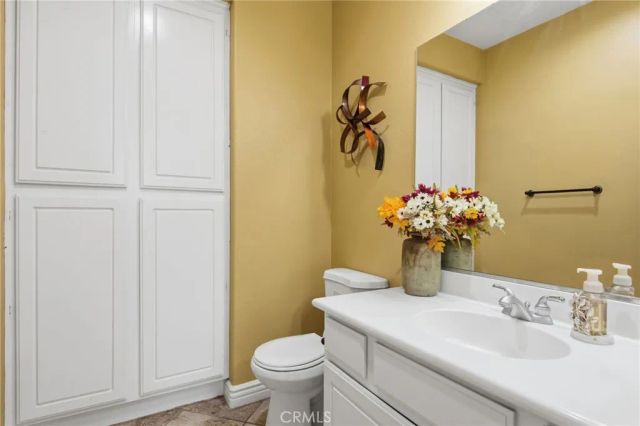 27690 Bluff Vista Way, Menifee, CA 92584