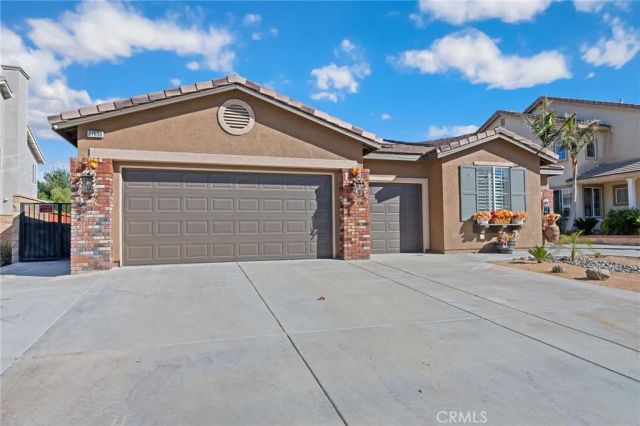 27690 Bluff Vista Way, Menifee, CA 92584