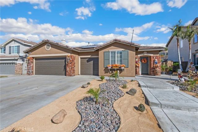 27690 Bluff Vista Way, Menifee, CA 92584