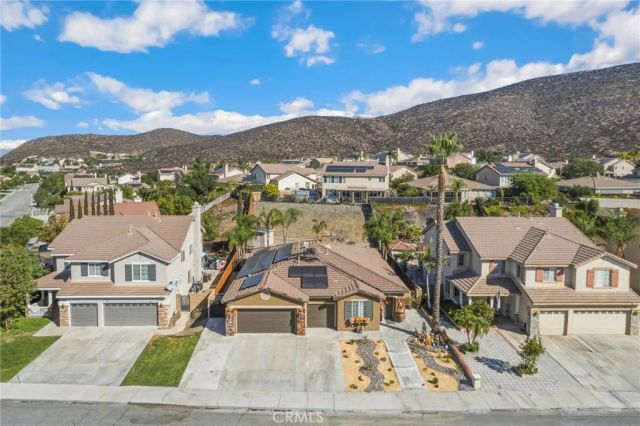 27690 Bluff Vista Way, Menifee, CA 92584