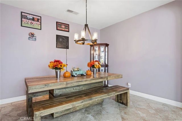 27690 Bluff Vista Way, Menifee, CA 92584