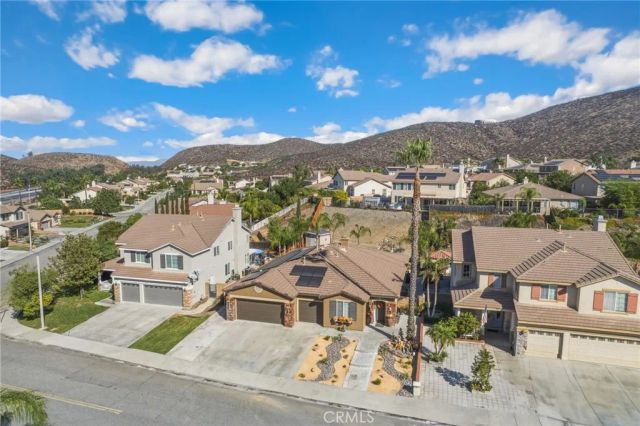 27690 Bluff Vista Way, Menifee, CA 92584