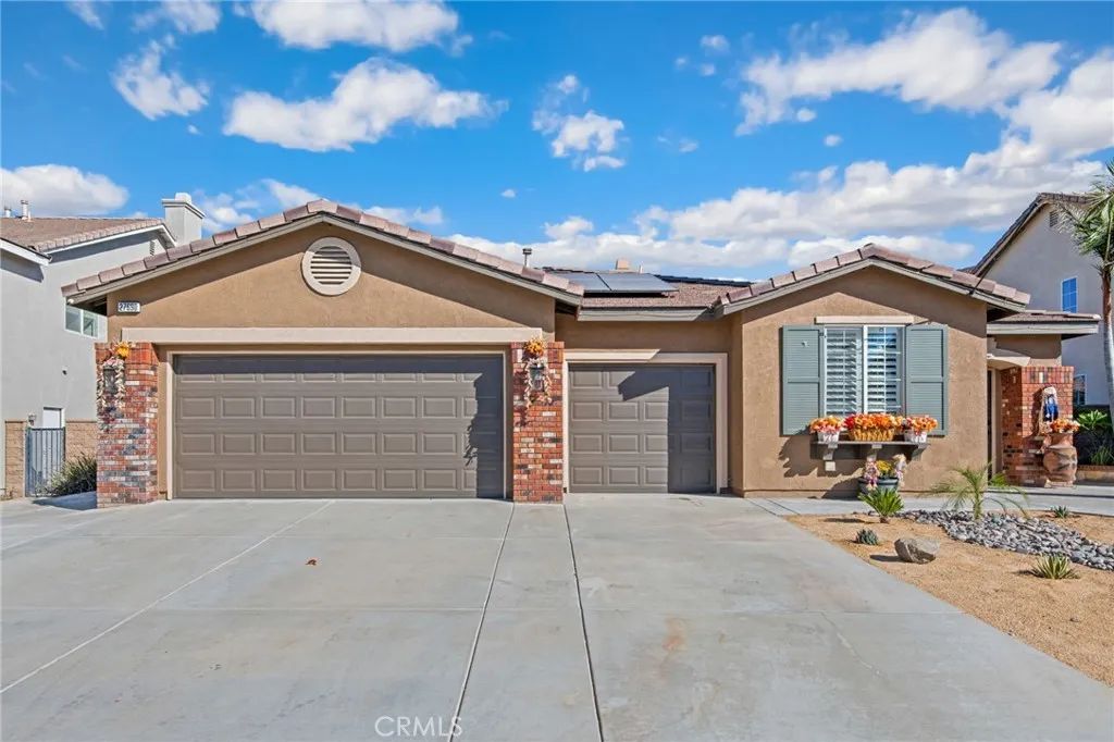 27690 Bluff Vista Way, Menifee, CA 92584