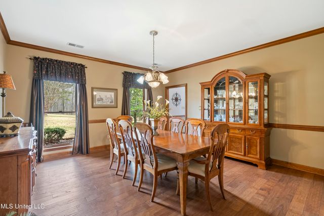 12965 Whispering Pines Drive, Olive Branch, MS 38654
