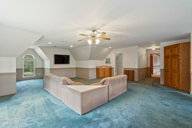 12965 Whispering Pines Drive, Olive Branch, MS 38654