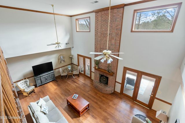 12965 Whispering Pines Drive, Olive Branch, MS 38654
