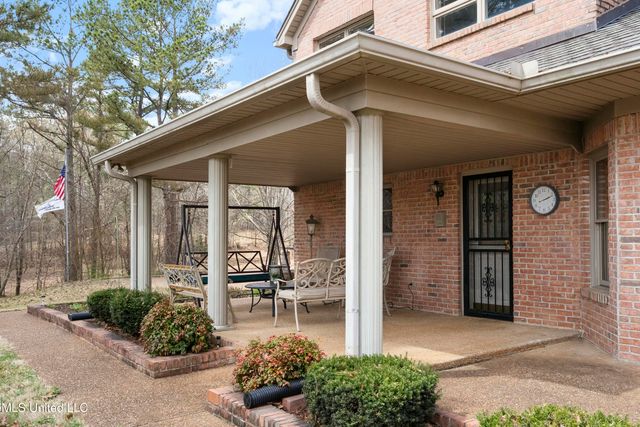 12965 Whispering Pines Drive, Olive Branch, MS 38654