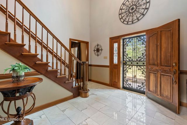 12965 Whispering Pines Drive, Olive Branch, MS 38654