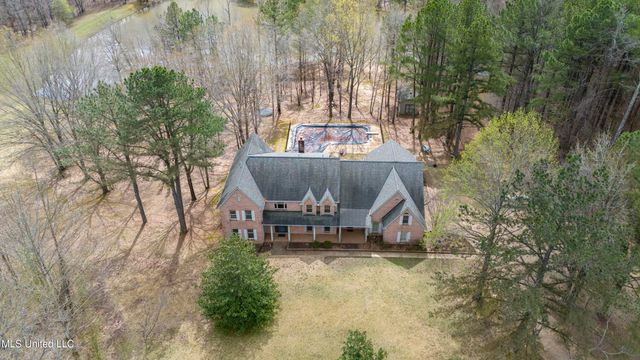 12965 Whispering Pines Drive, Olive Branch, MS 38654