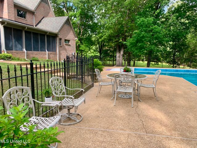 12965 Whispering Pines Drive, Olive Branch, MS 38654