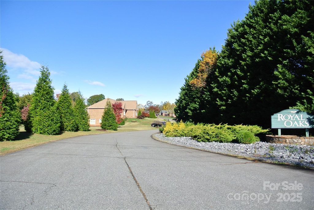 153 Kensington Drive, Forest City, NC 28043